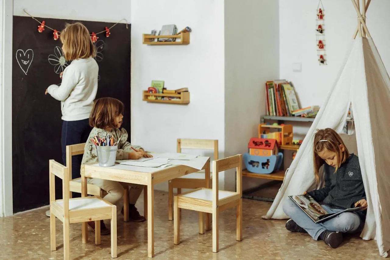 Casa Jam Barcelona Pansiyon İspanya